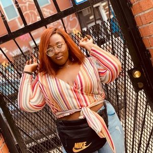 Meet your Posher, Kayla
